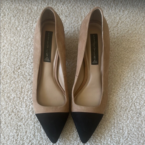 Steven By Steve Madden Tan and Black Heels - Picture 1 of 3